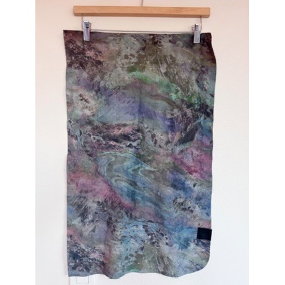 Lululemon Yoga Towel Abstract Marble Print Green Purple Blue 25.5x15.5